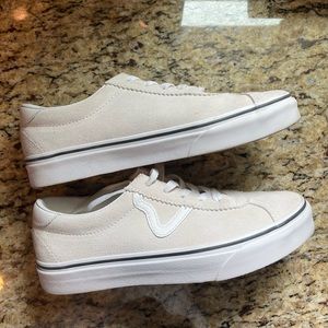 white/cream vans shoes size M7.5 W9.0